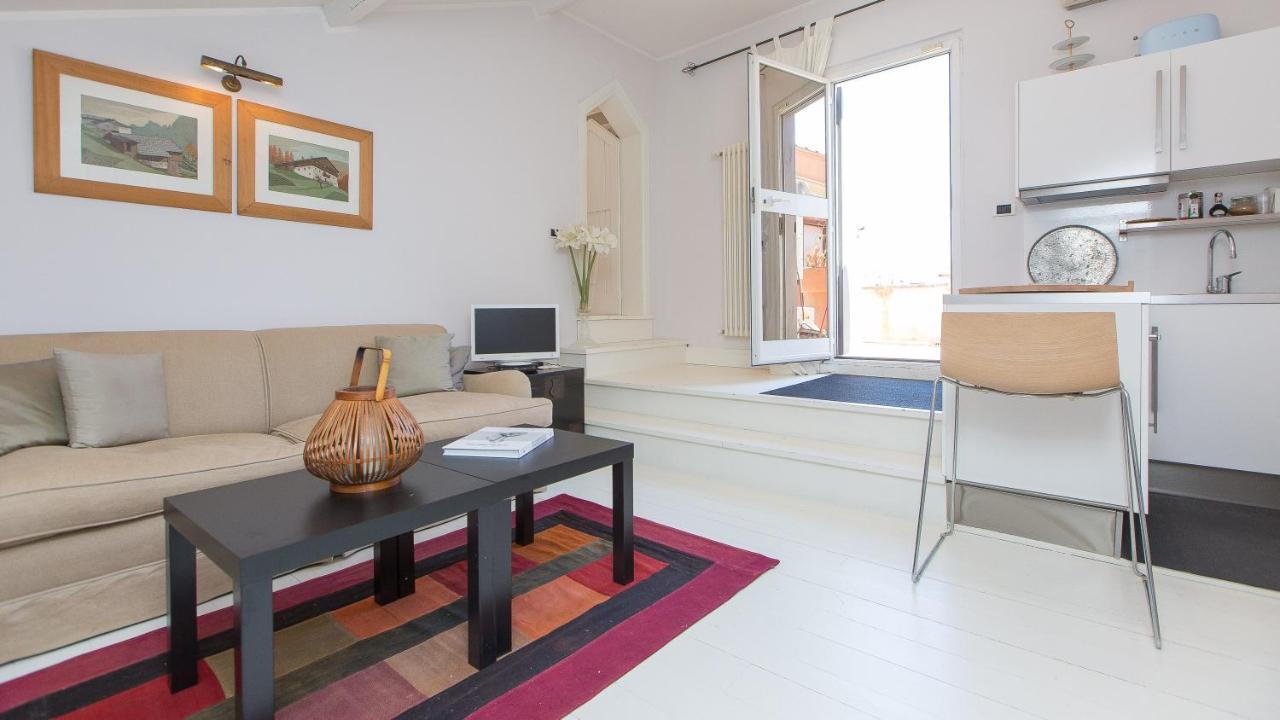 Bovari Apartment Rom Exteriör bild